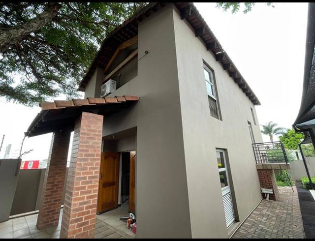 BUSINESS FOR SALE IN ELDORAIGNE